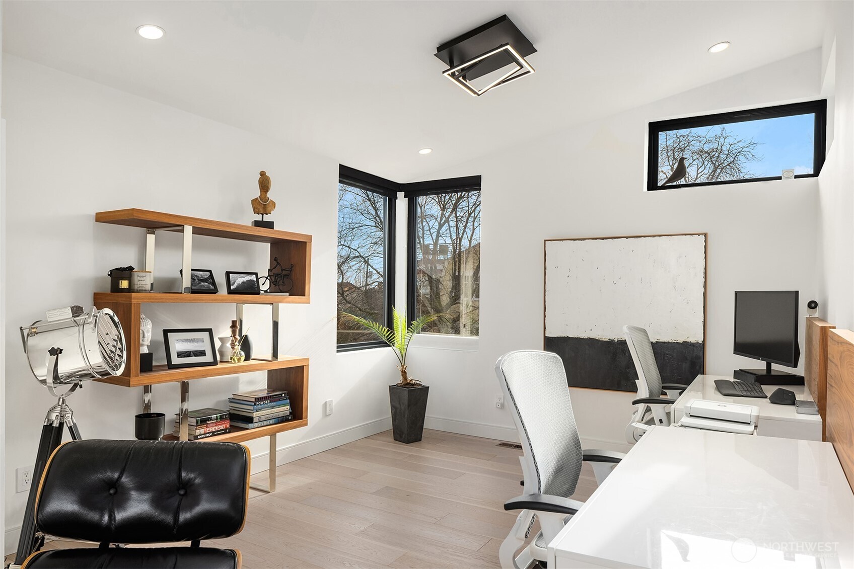 426 Wheeler Street Seattle, WA 98109 - Photo 16 of 30