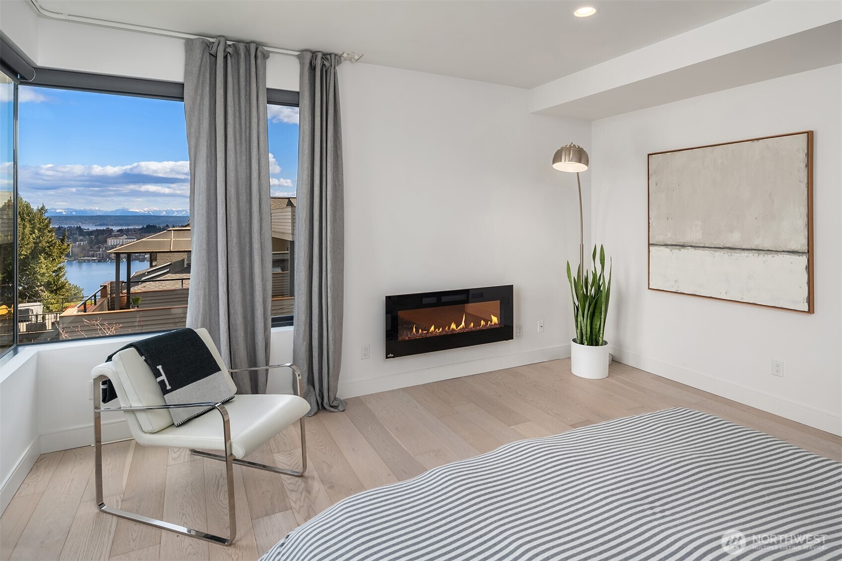 426 Wheeler Street Seattle, WA 98109 - Photo 19 of 30