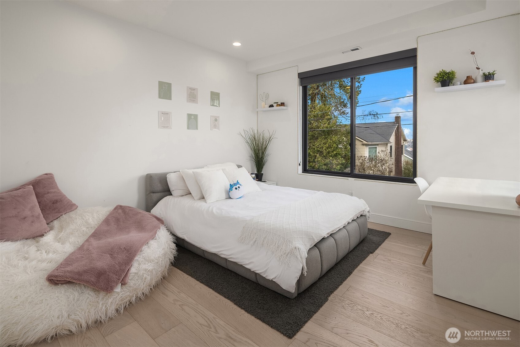 426 Wheeler Street Seattle, WA 98109 - Photo 21 of 30