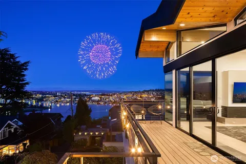 $4,398,000 | 426 Wheeler Street, Seattle, WA 98109