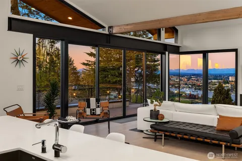 $4,398,000 | 426 Wheeler Street, Seattle, WA 98109