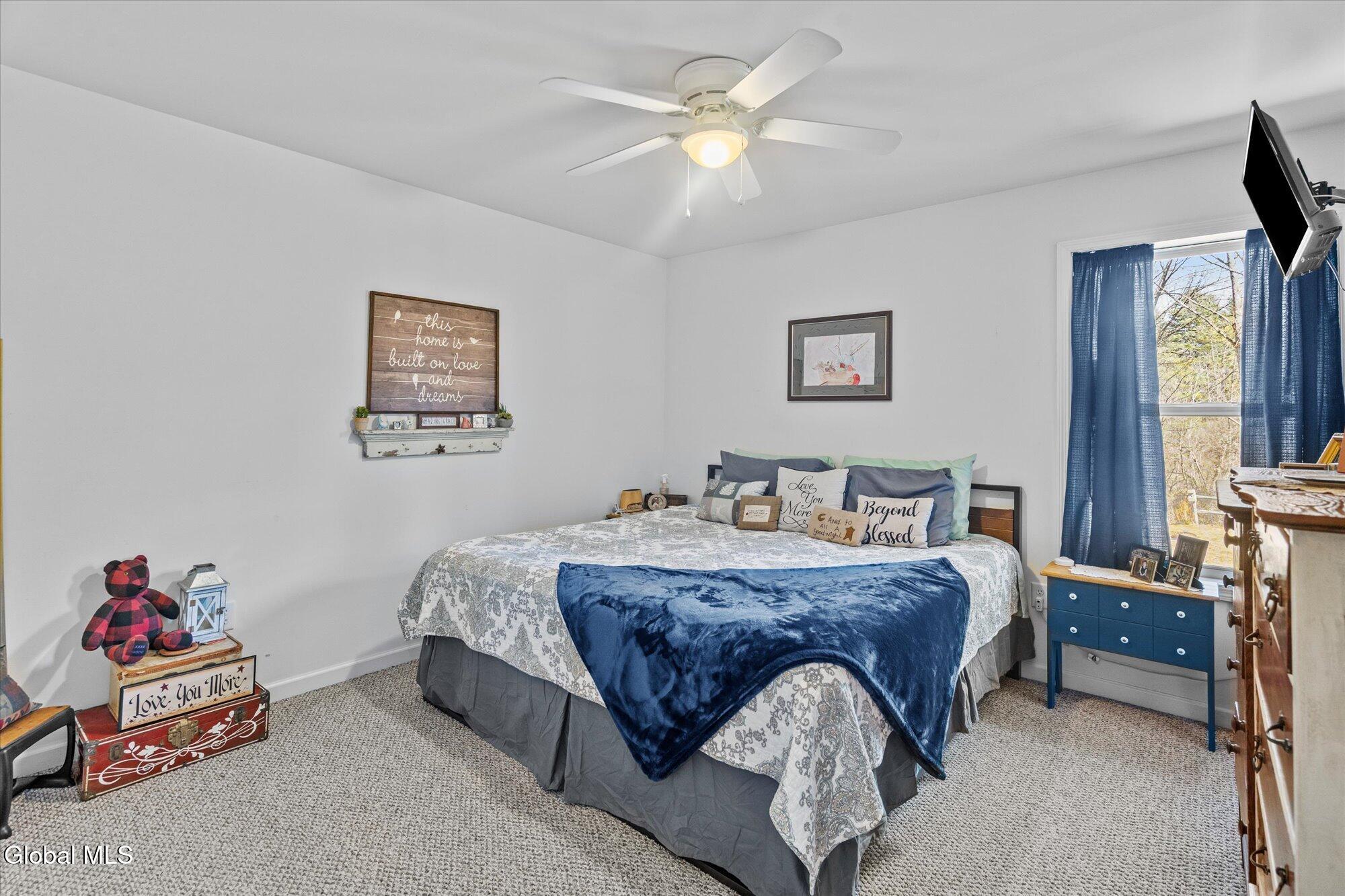 43 Country Club Road Queensbury, NY 12804 - Photo 11 of 33 18-DSC07397