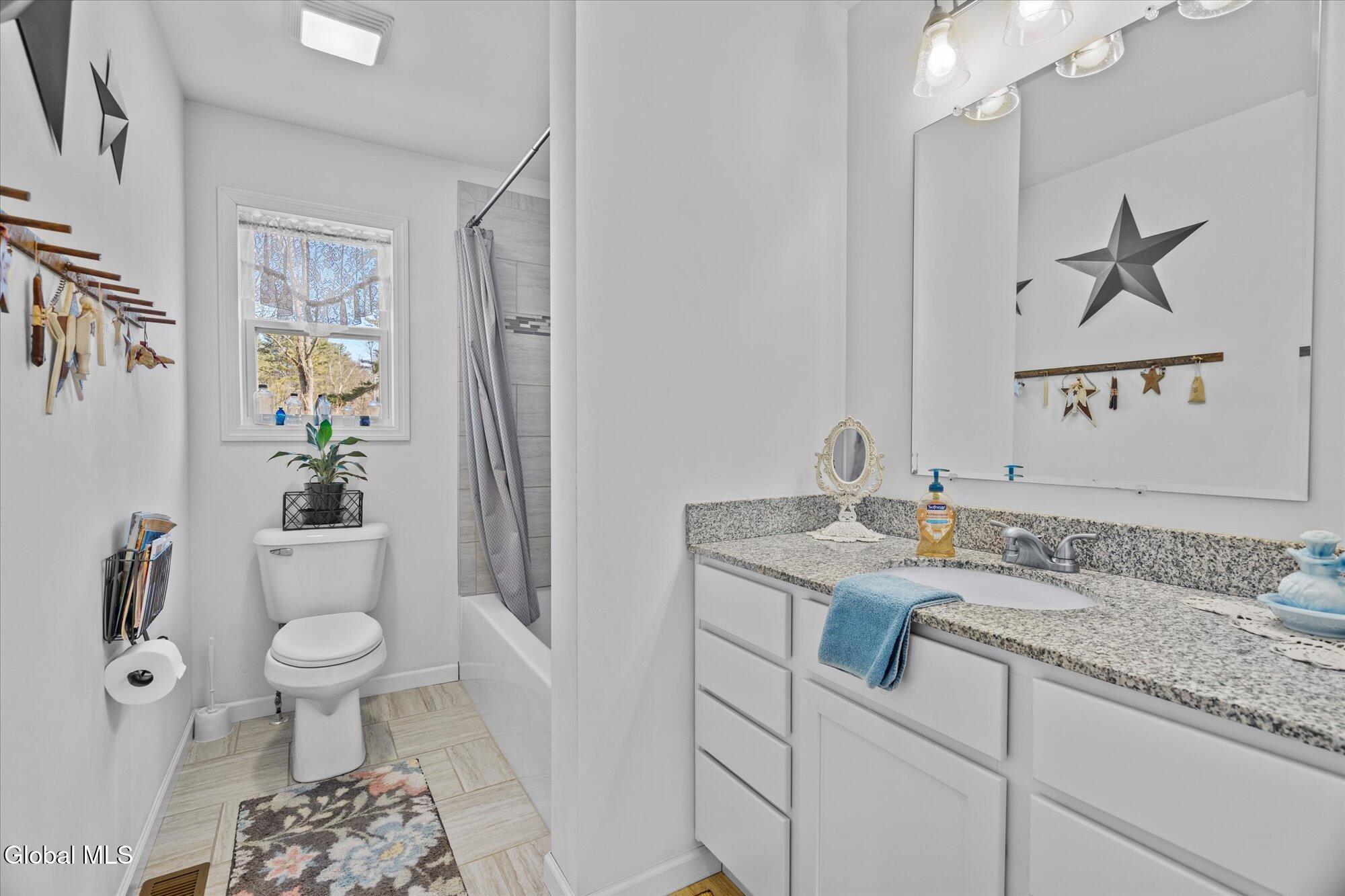 43 Country Club Road Queensbury, NY 12804 - Photo 15 of 33 20-DSC07403