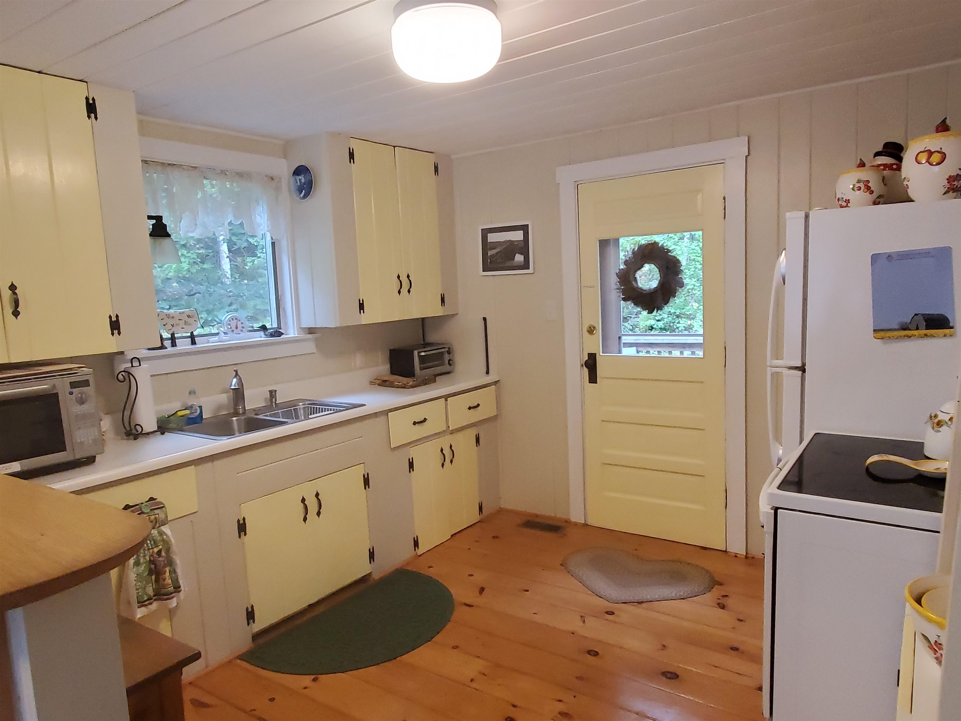 52 Zeller Camp Road Grafton, VT 05146 - Photo 7 of 22 Gallery Image 7