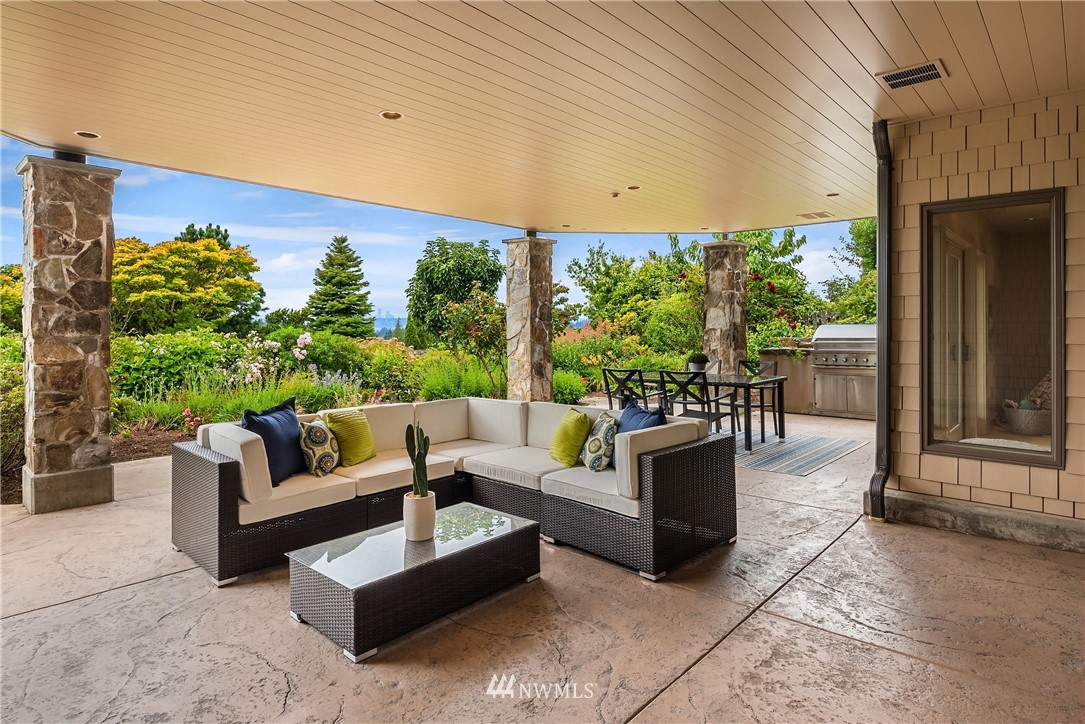 9413 Vineyard Crest Bellevue, WA 98004 - Photo 37 of 40