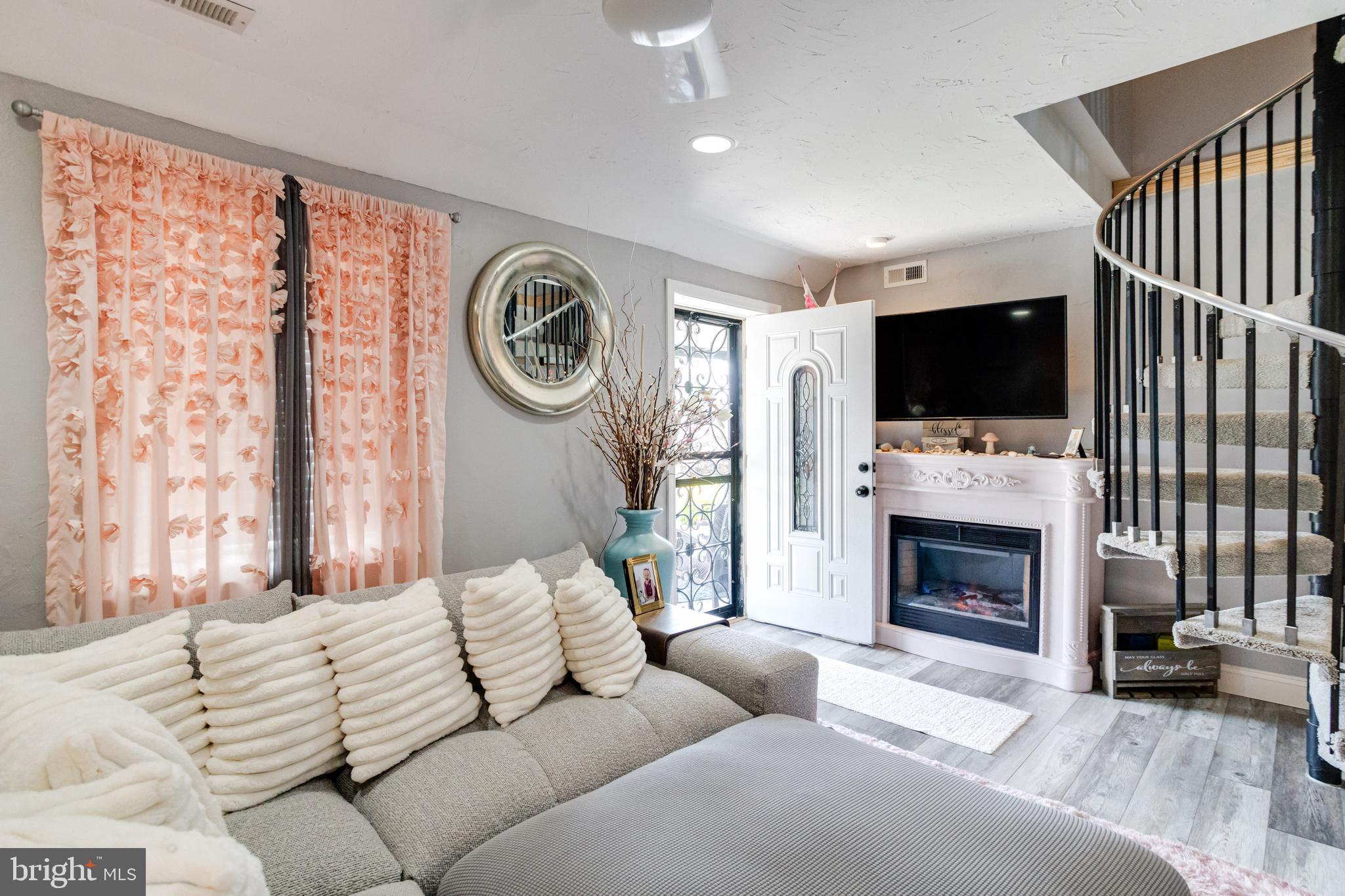 7723 Meath Road Baltimore, MD 21222 - Photo 7 of 68