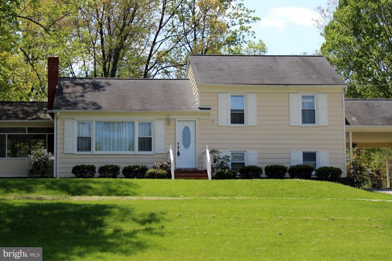 329 Dubois Road Annapolis, MD 21401 - Photo 1 of 23 Exterior (Front)