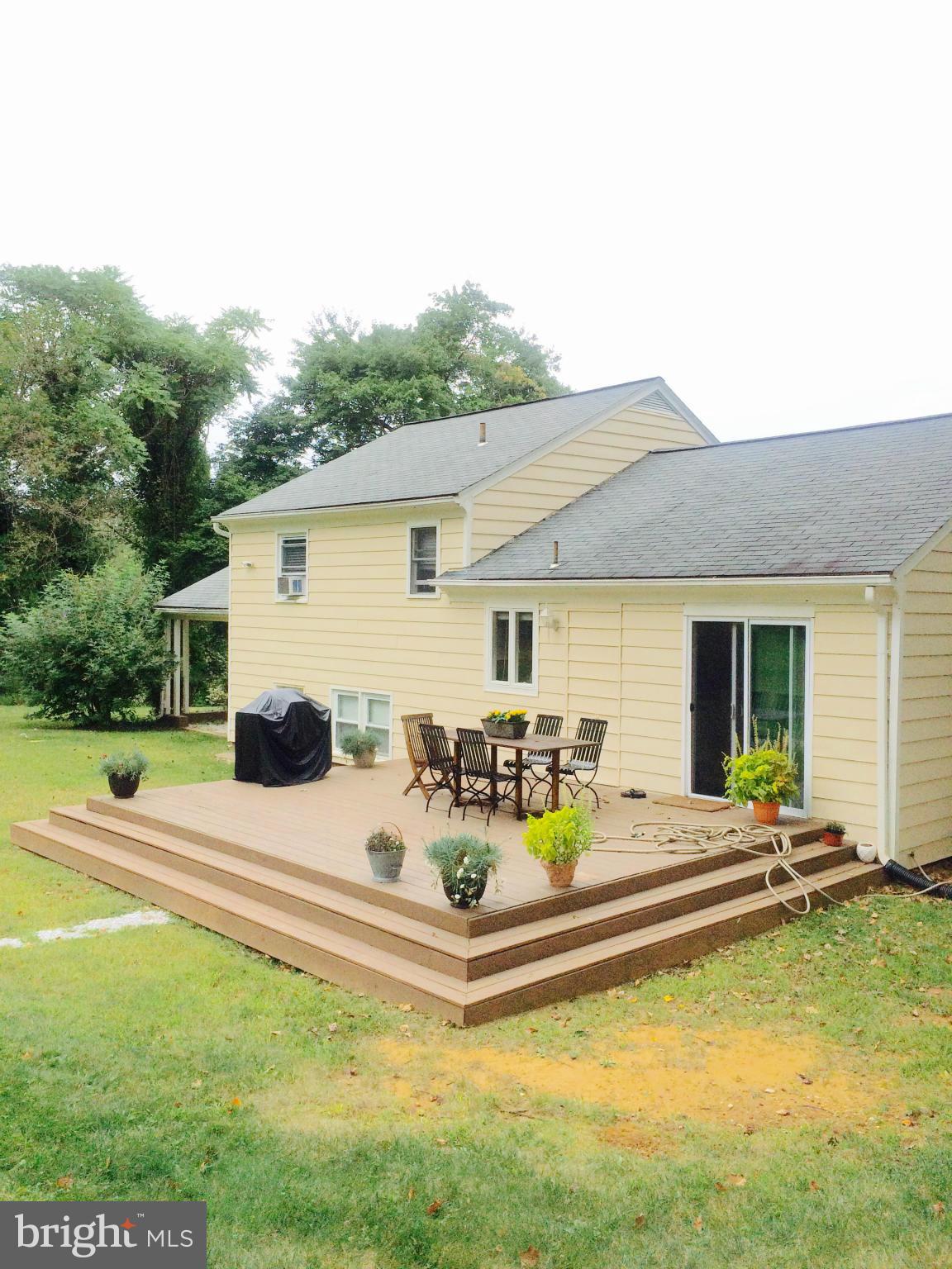 329 Dubois Road Annapolis, MD 21401 - Photo 14 of 23 Exterior (Rear)