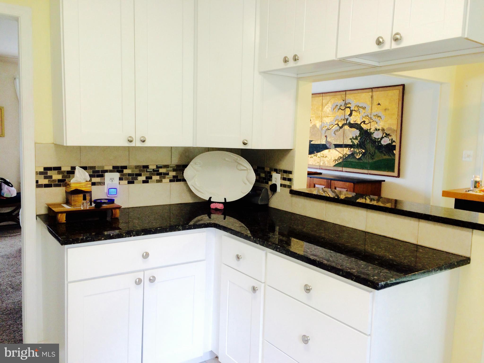 329 Dubois Road Annapolis, MD 21401 - Photo 5 of 23 Kitchen