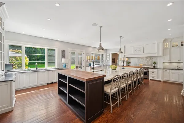 $4,499,000 | 24 Bridlewood Road, Northbrook, IL 60062