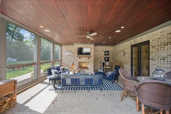 $4,499,000 | 24 Bridlewood Road, Northbrook, IL 60062