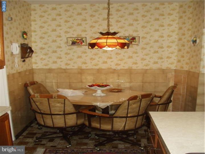 120 Wellington Road Upper Darby, PA 19082 - Photo 11 of 18 Kitchen
