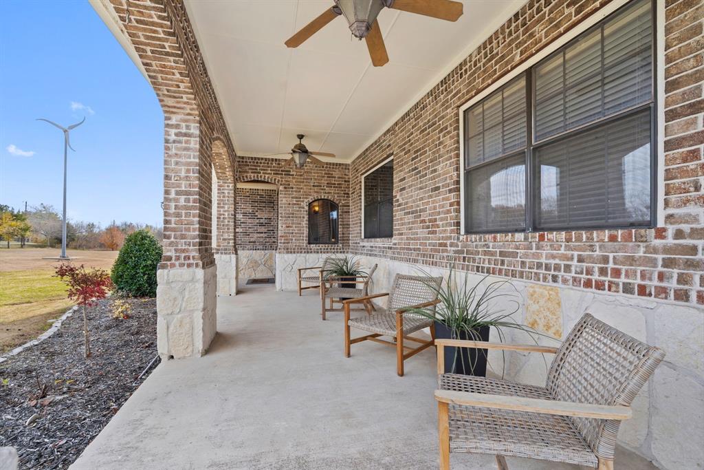 4421 Merritt Road Sachse, TX 75048 - Photo 3 of 38 a view of an outdoor seating area