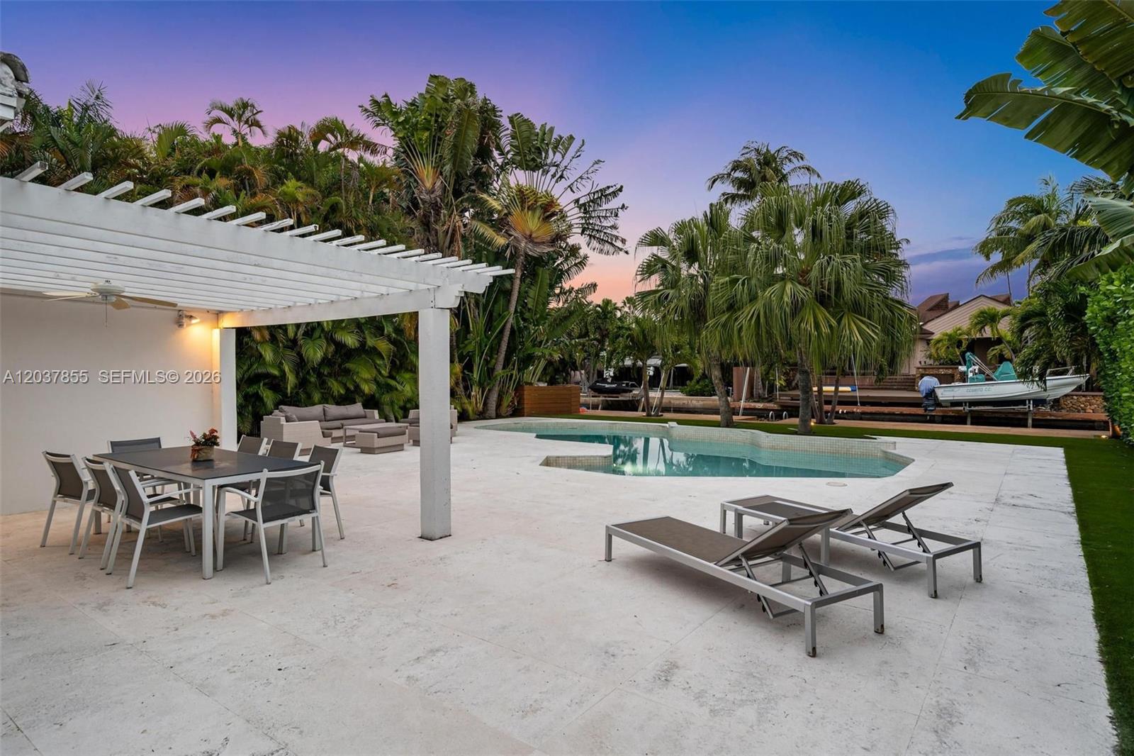 1835 Daytonia Road Miami Beach, FL 33141 - Photo 18 of 21