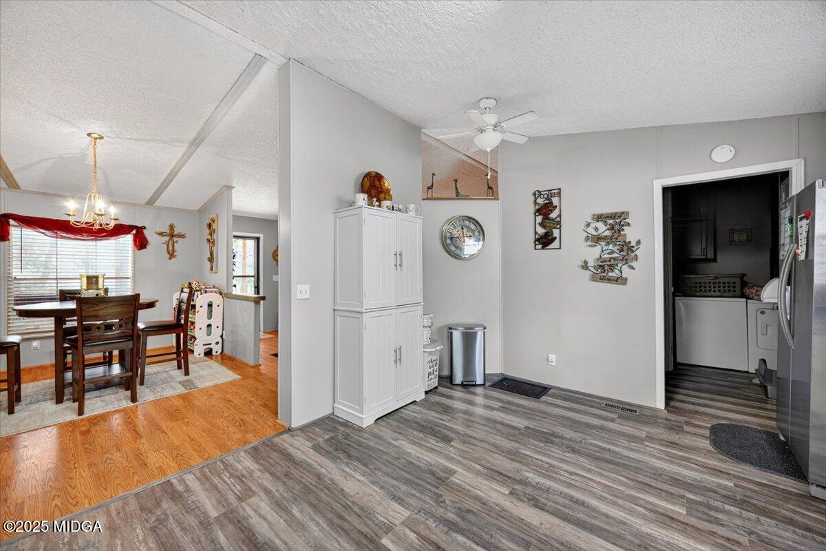 1659 Henderson Road Macon, GA 31217 - Photo 11 of 44 a view of a living room