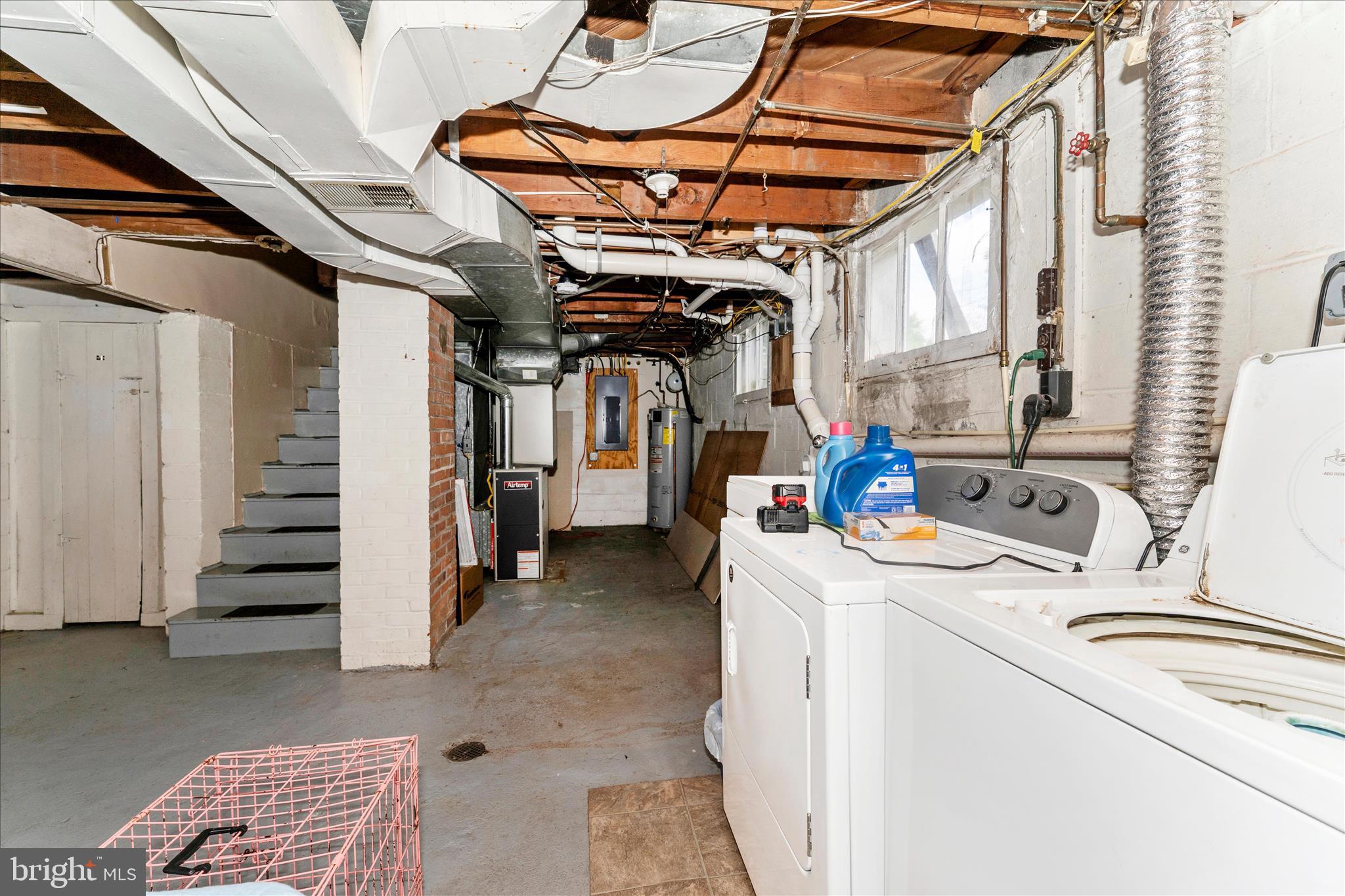 1052 Fairview Road Hagerstown, MD 21742 - Photo 36 of 48 Laundry to Lower Level