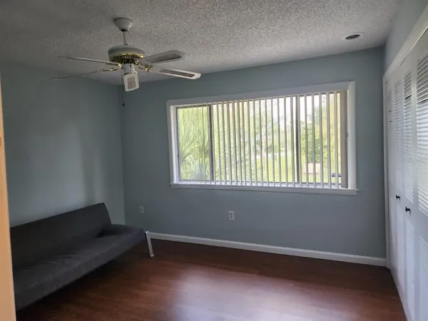 $1,900 | 6082 Peregrine Avenue, Unit D11, Orlando, FL 32819