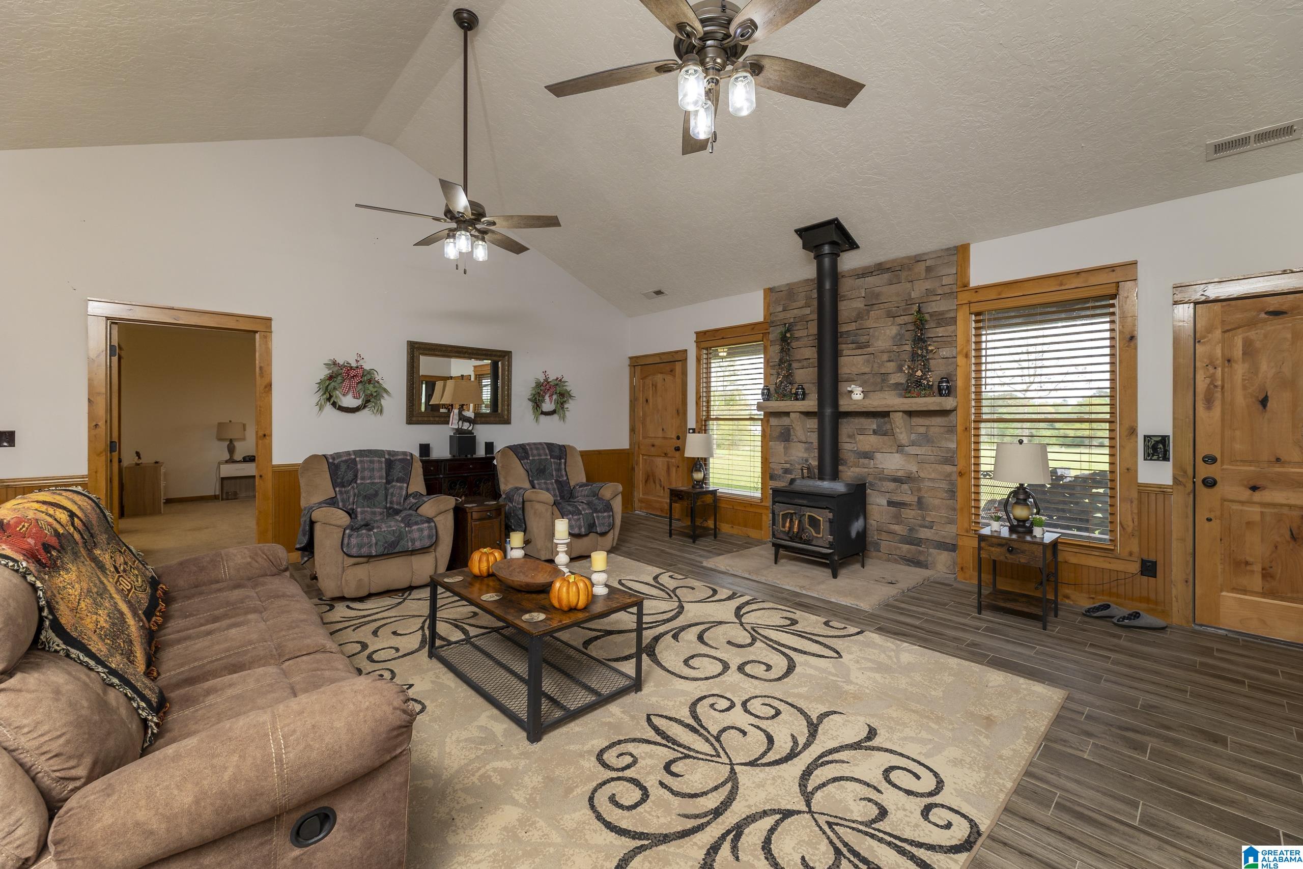1325 Ledbetter Road Munford, AL 36268 - Photo 6 of 85