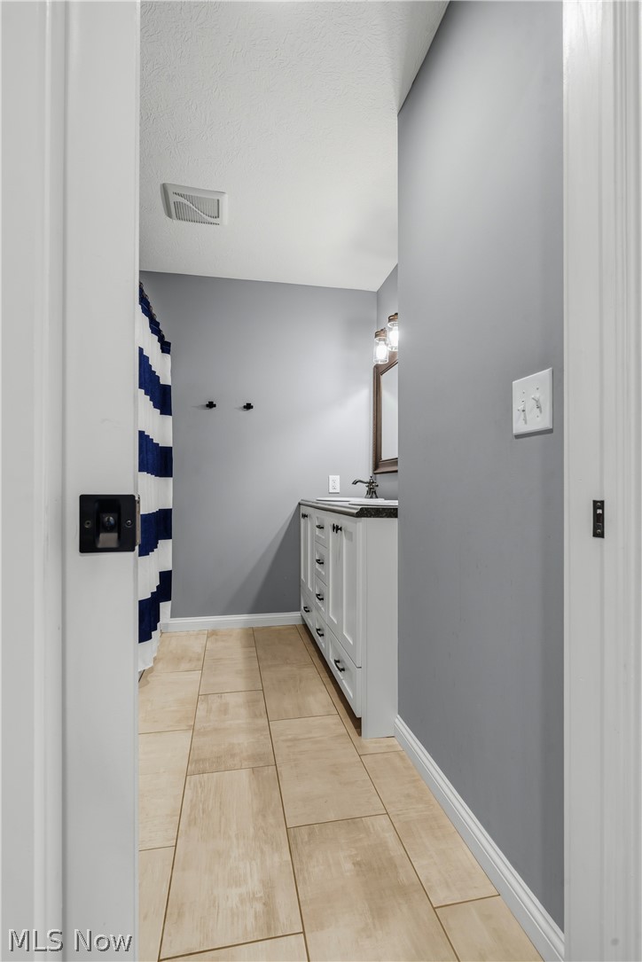 3098 Huntcliffe Road Northeast Canton, OH 44721 - Photo 25 of 45 Gallery Image 25