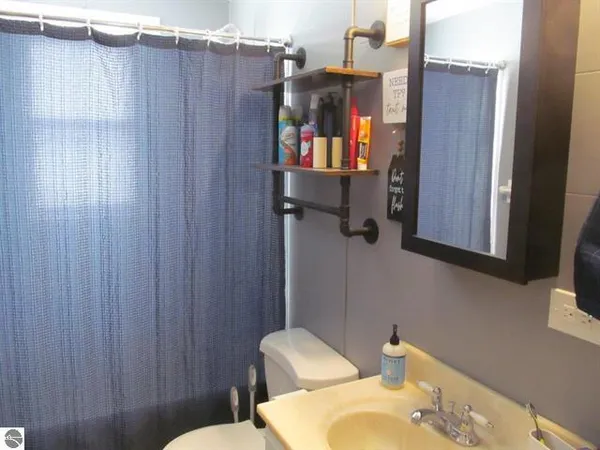 $169,900 | 536 Aldrich Street, Cadillac, MI 49601