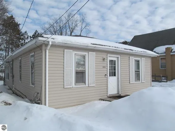 $169,900 | 536 Aldrich Street, Cadillac, MI 49601