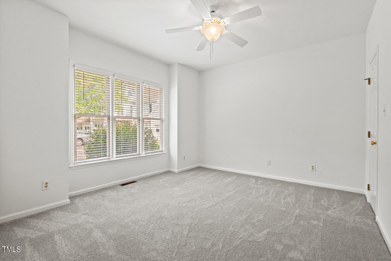 3703 Carnegie Lane Raleigh, NC 27612 - Photo 6 of 49 07