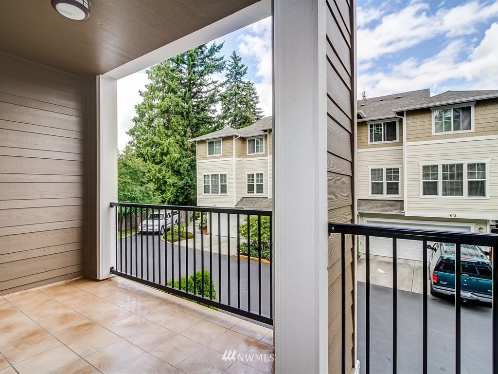 15 164th Street Southwest, Unit H3 Bothell, WA 98012 - Photo 4 of 20