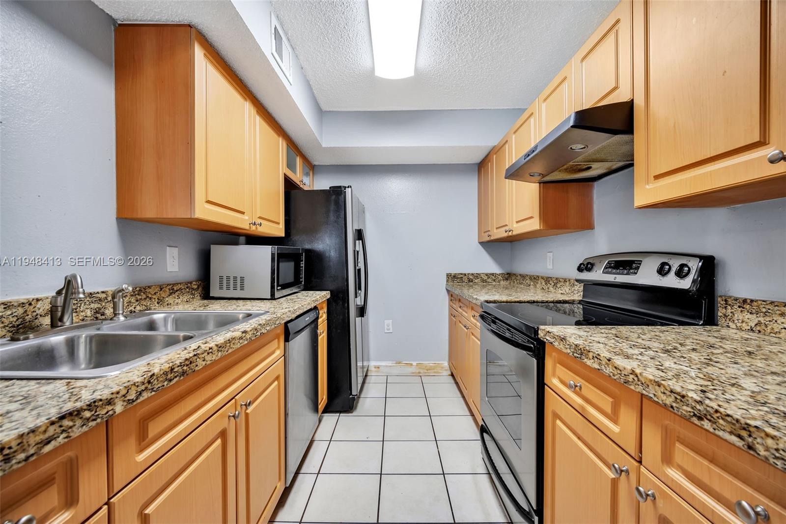 15560 Southwest 104th Terrace, Unit 611 Miami, FL 33196 - Photo 12 of 37