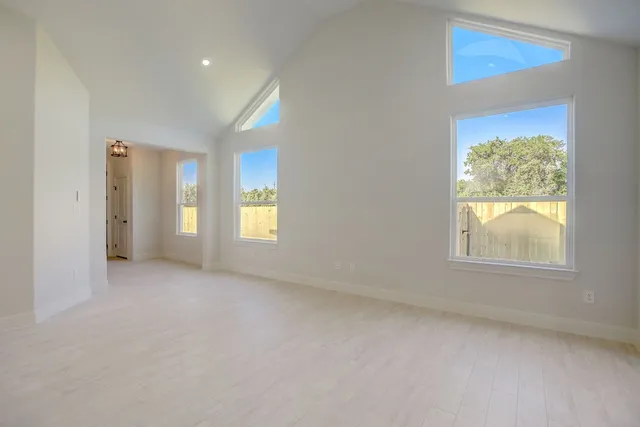 $310,000 | 117 Callie Street, Smithville, TX 78957