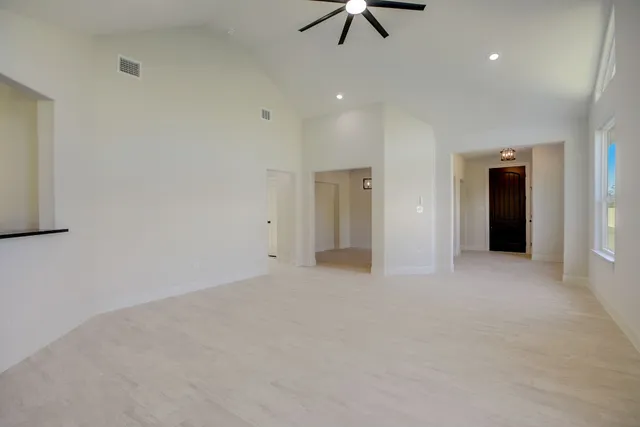 $310,000 | 117 Callie Street, Smithville, TX 78957