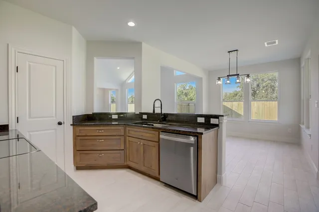 $310,000 | 117 Callie Street, Smithville, TX 78957