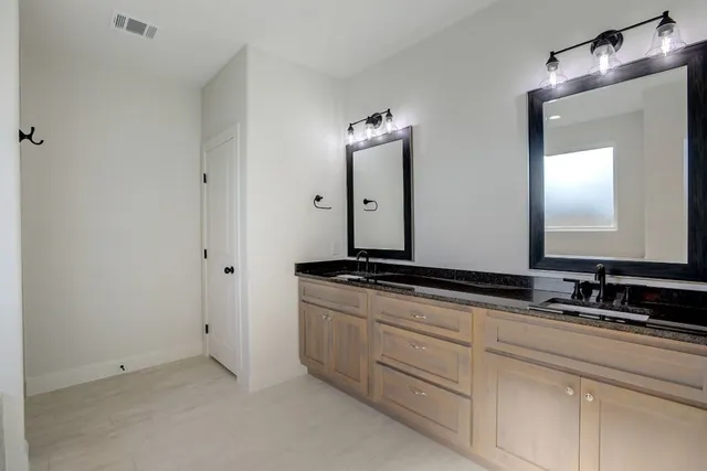 $310,000 | 117 Callie Street, Smithville, TX 78957