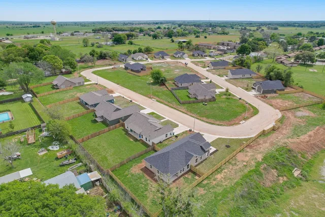 $310,000 | 117 Callie Street, Smithville, TX 78957