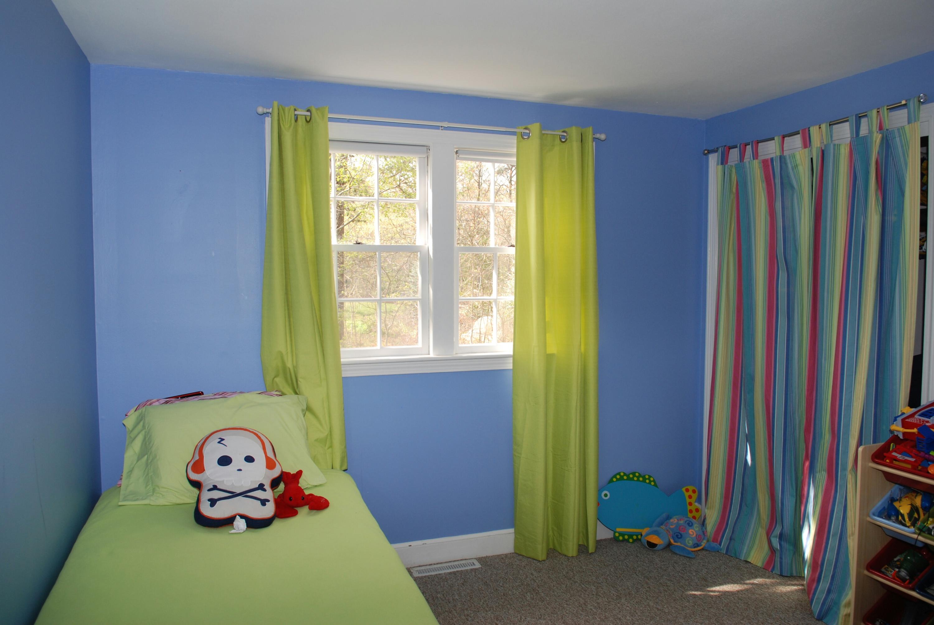 399 Scraggy Neck Road Cataumet, MA 02534 - Photo 9 of 18 blue bedroom
