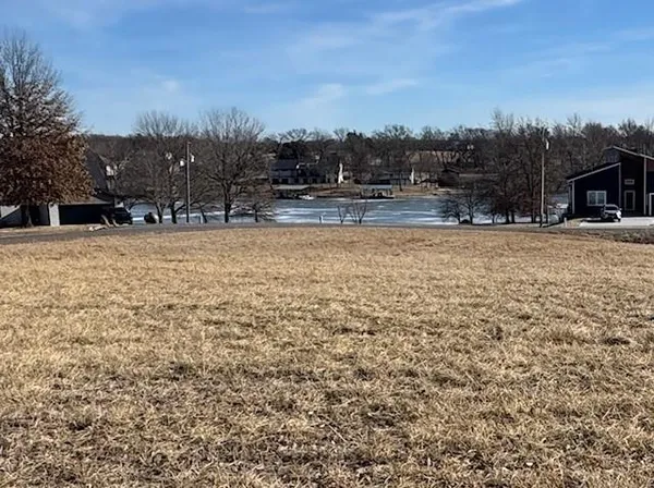 $60,000 | 1567 & 1568 Lake, Altamont, MO 64620