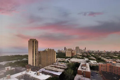 $499,000 | 345 West Fullerton Parkway, Unit 1905, Chicago, IL 60614