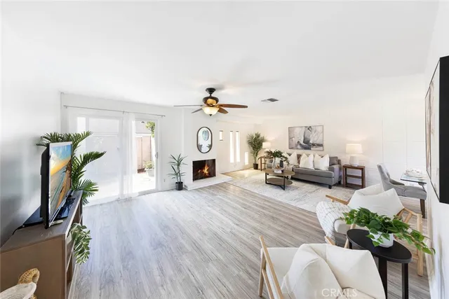 $699,000 | 1830 East 19th Street, Unit 3, Santa Ana, CA 92705