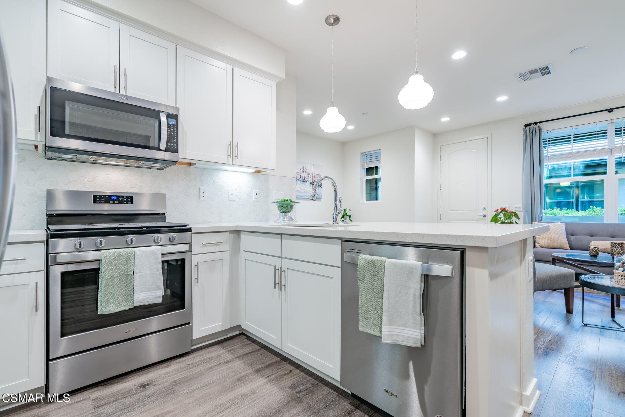 101 Red Brick Drive, Unit 5 Simi Valley, CA 93065 - Photo 15 of 66 15-web-or-mls-_CK13918