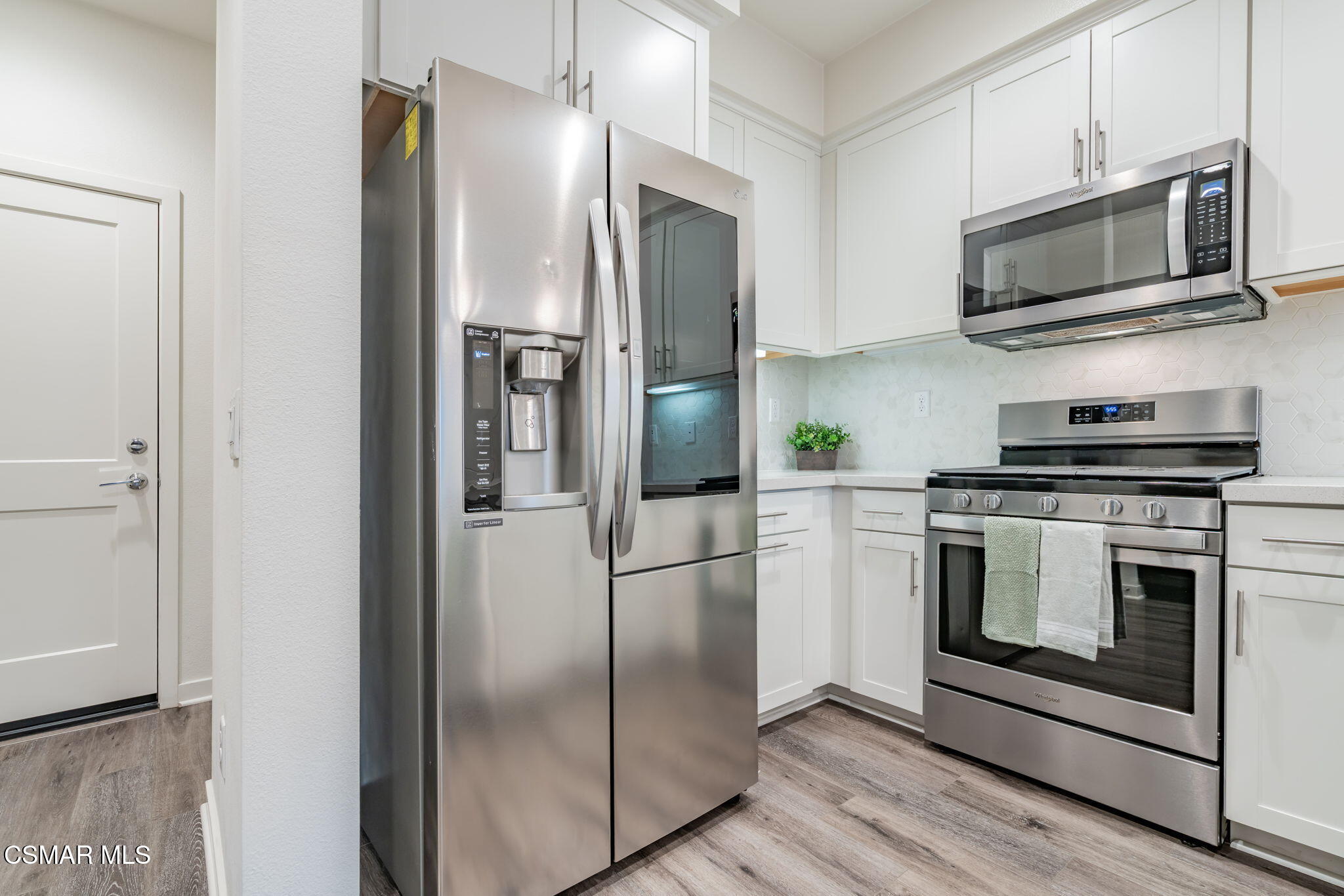 101 Red Brick Drive, Unit 5 Simi Valley, CA 93065 - Photo 16 of 66 16-web-or-mls-_CK13919