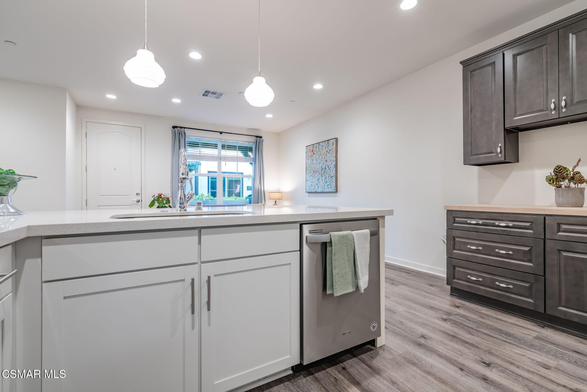 101 Red Brick Drive, Unit 5 Simi Valley, CA 93065 - Photo 18 of 66 18-web-or-mls-_CK13921