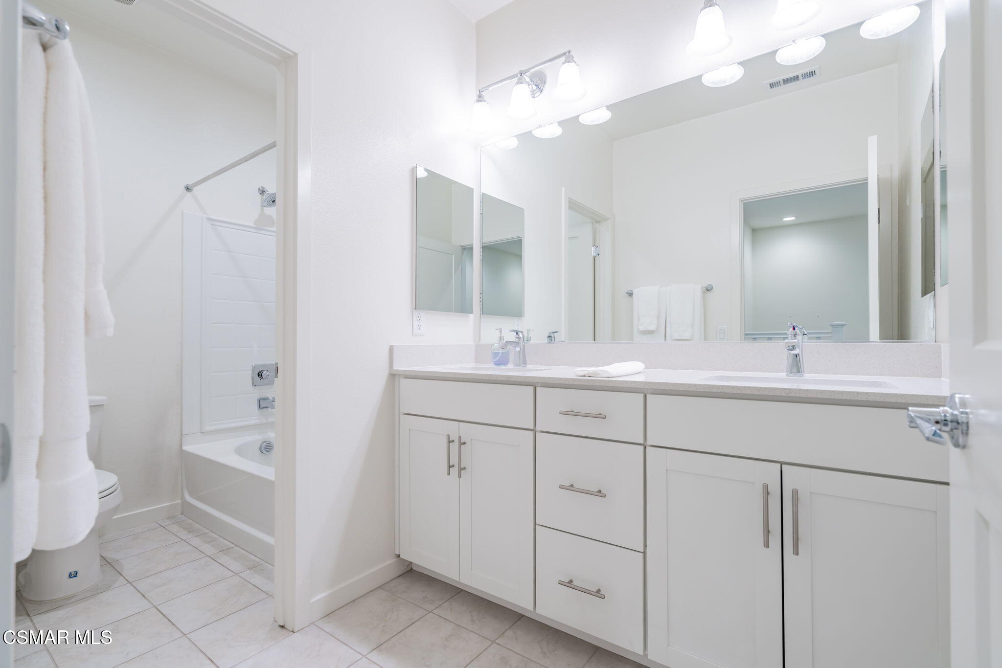 101 Red Brick Drive, Unit 5 Simi Valley, CA 93065 - Photo 44 of 66 44-web-or-mls-_CK13946