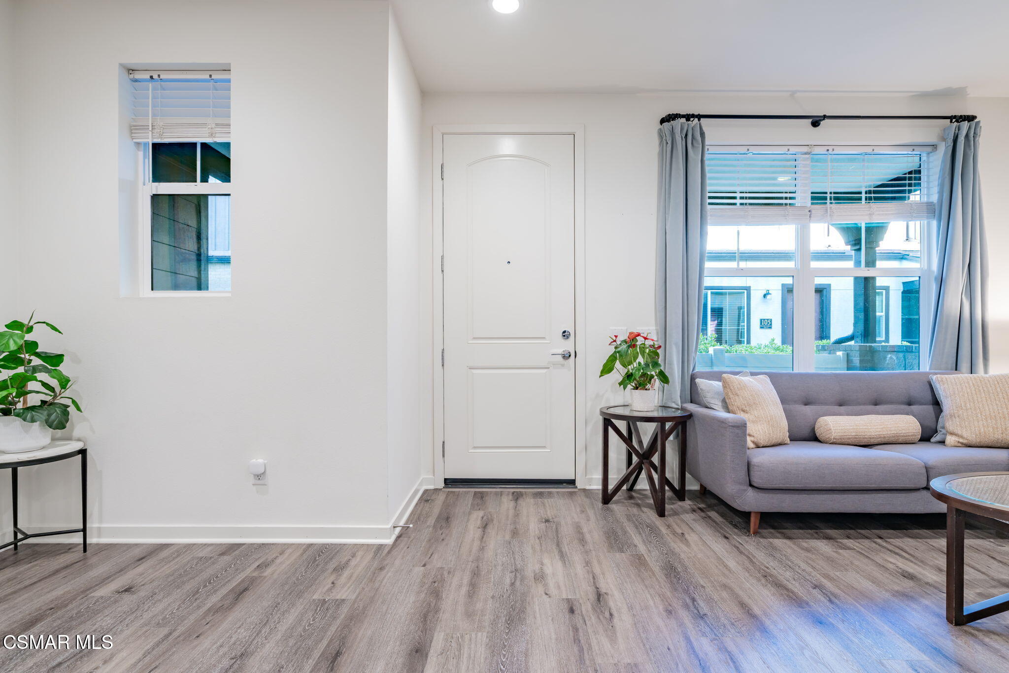 101 Red Brick Drive, Unit 5 Simi Valley, CA 93065 - Photo 8 of 66 7-web-or-mls-_CK13910