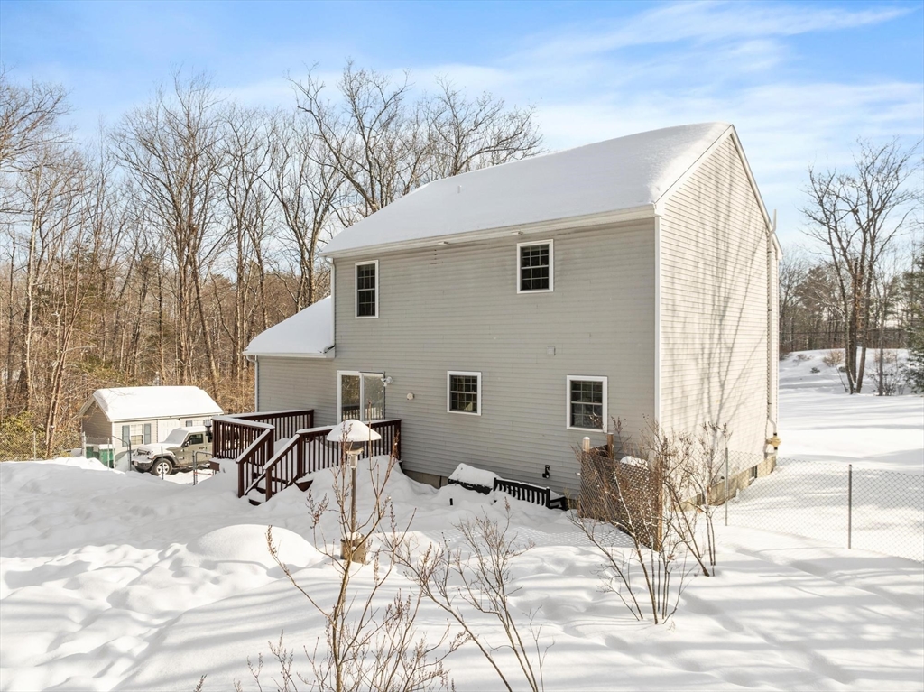 210 Bean Porridge Hill Road Westminster, MA 01473 - Photo 35 of 39