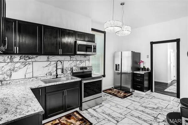 $205,000 | 2845 Chippewa Street, St. Louis, MO 63118