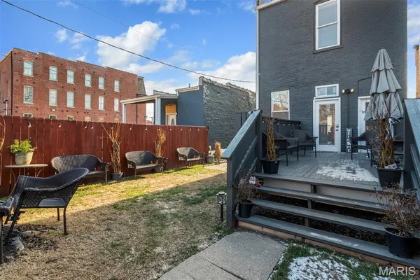 $205,000 | 2845 Chippewa Street, St. Louis, MO 63118