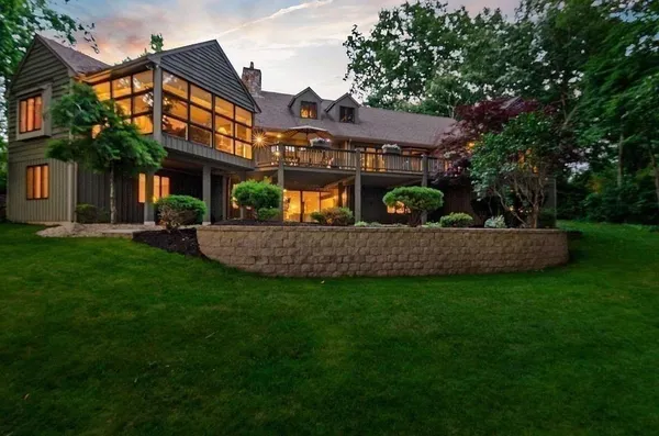 $8,000 | 81 Bonny Lane, North Andover, MA 01845