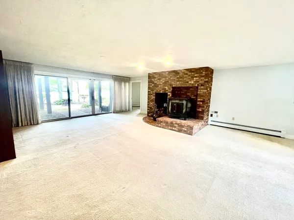 $8,000 | 81 Bonny Lane, North Andover, MA 01845