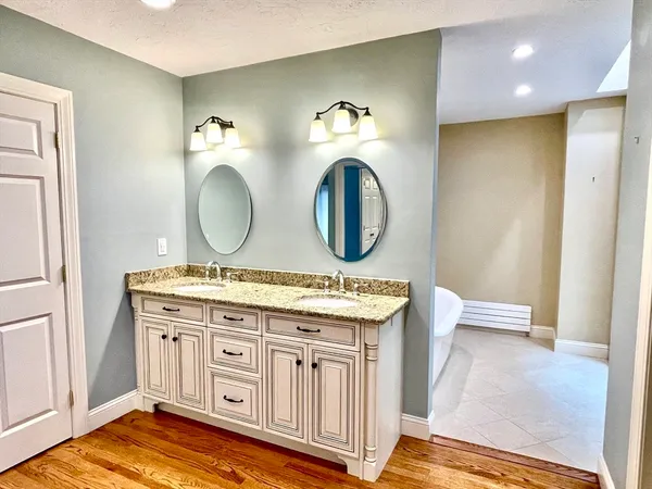 $8,000 | 81 Bonny Lane, North Andover, MA 01845