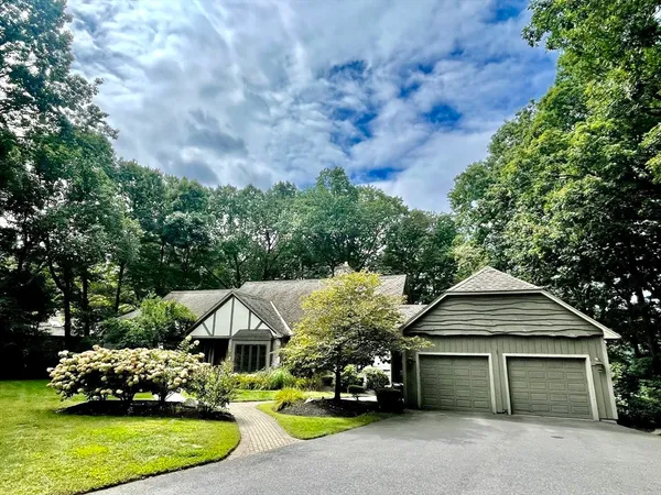 $8,000 | 81 Bonny Lane, North Andover, MA 01845