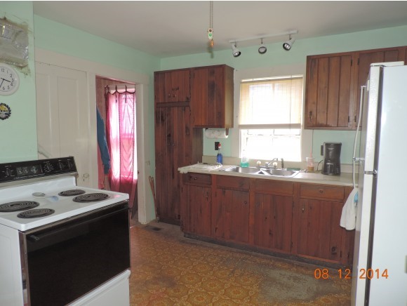 8 Center Street Walpole, NH 03609 - Photo 6 of 10 Gallery Image 6